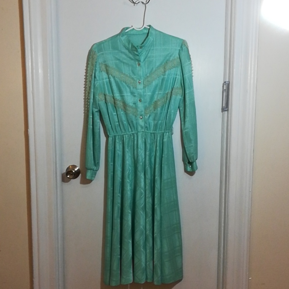 Vintage women's long sleeve dress